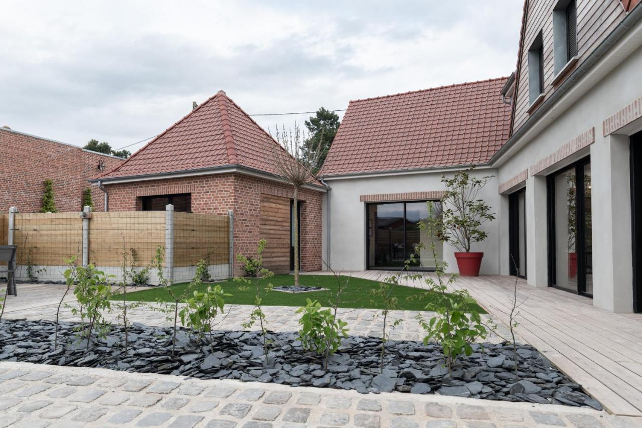Au Coeur Du Village Saint-Aubin  外观 照片