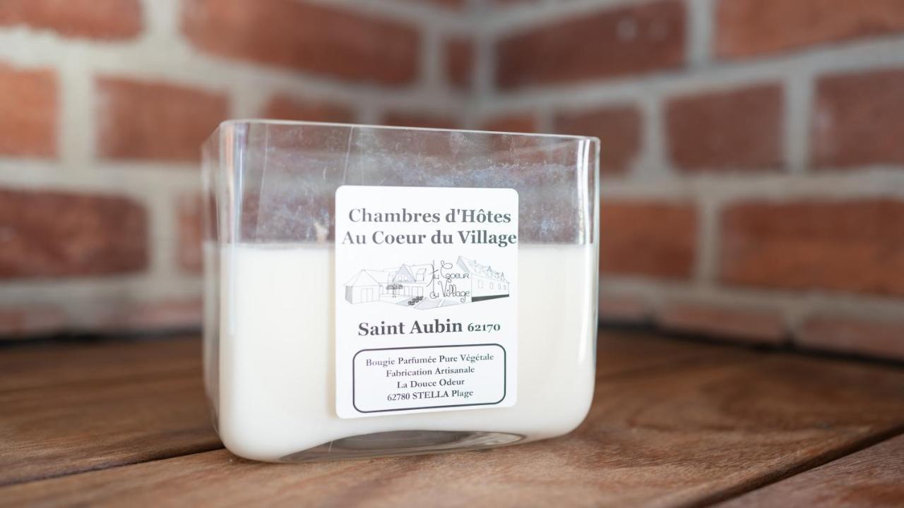 Au Coeur Du Village Saint-Aubin  外观 照片