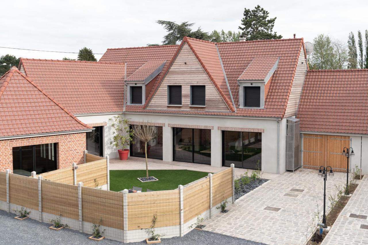 Au Coeur Du Village Saint-Aubin  外观 照片