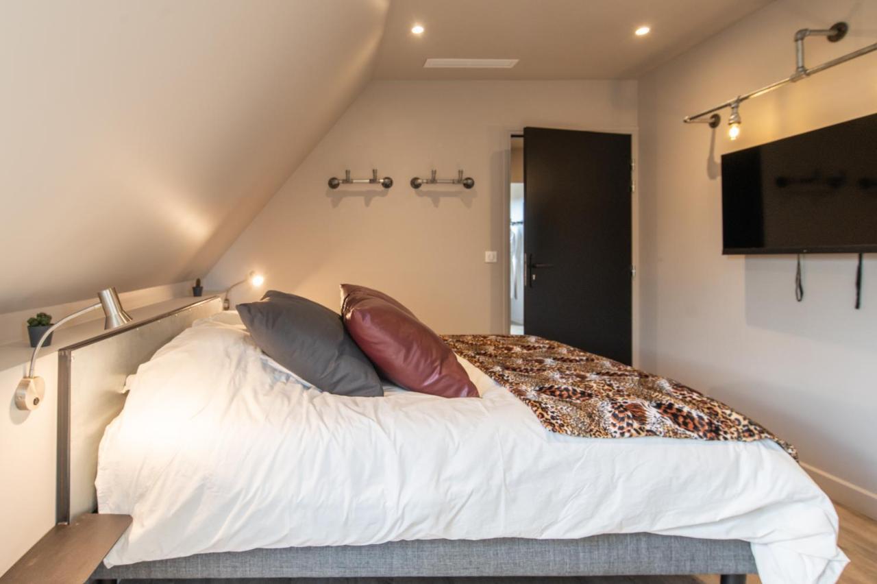 Au Coeur Du Village Saint-Aubin  外观 照片