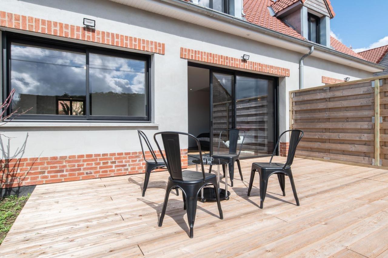 Au Coeur Du Village Saint-Aubin  外观 照片